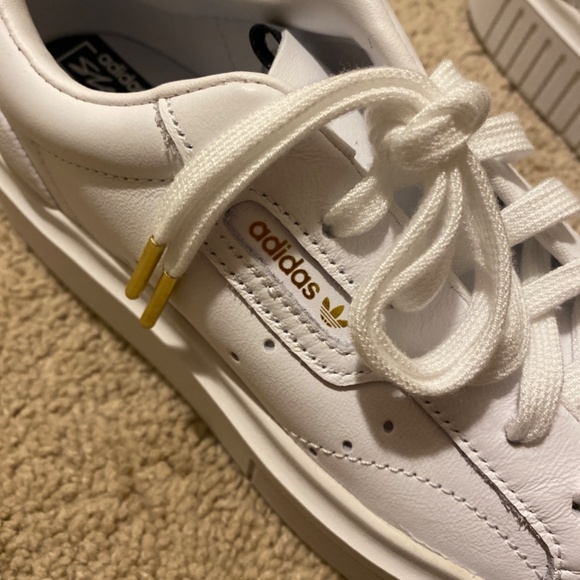 NWT Adidas Sleek Super Sneakers - Picture 4 of 5